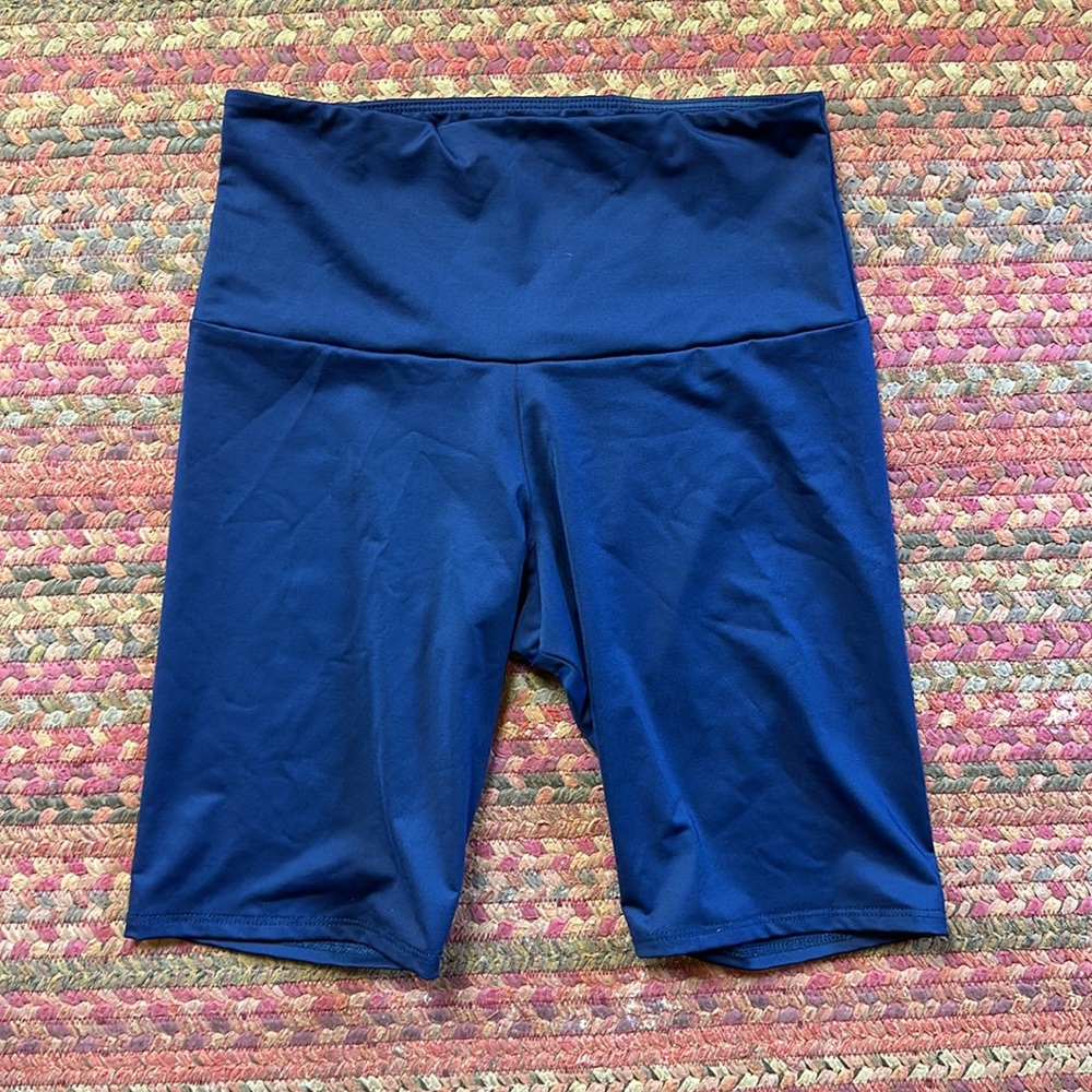 ONZIE NAVY BLUE BIKE SHORTS PILATES YOGA ATHLETIC 8”